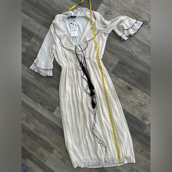 Zara Ruffled Midi Dress - Picture 5 of 8